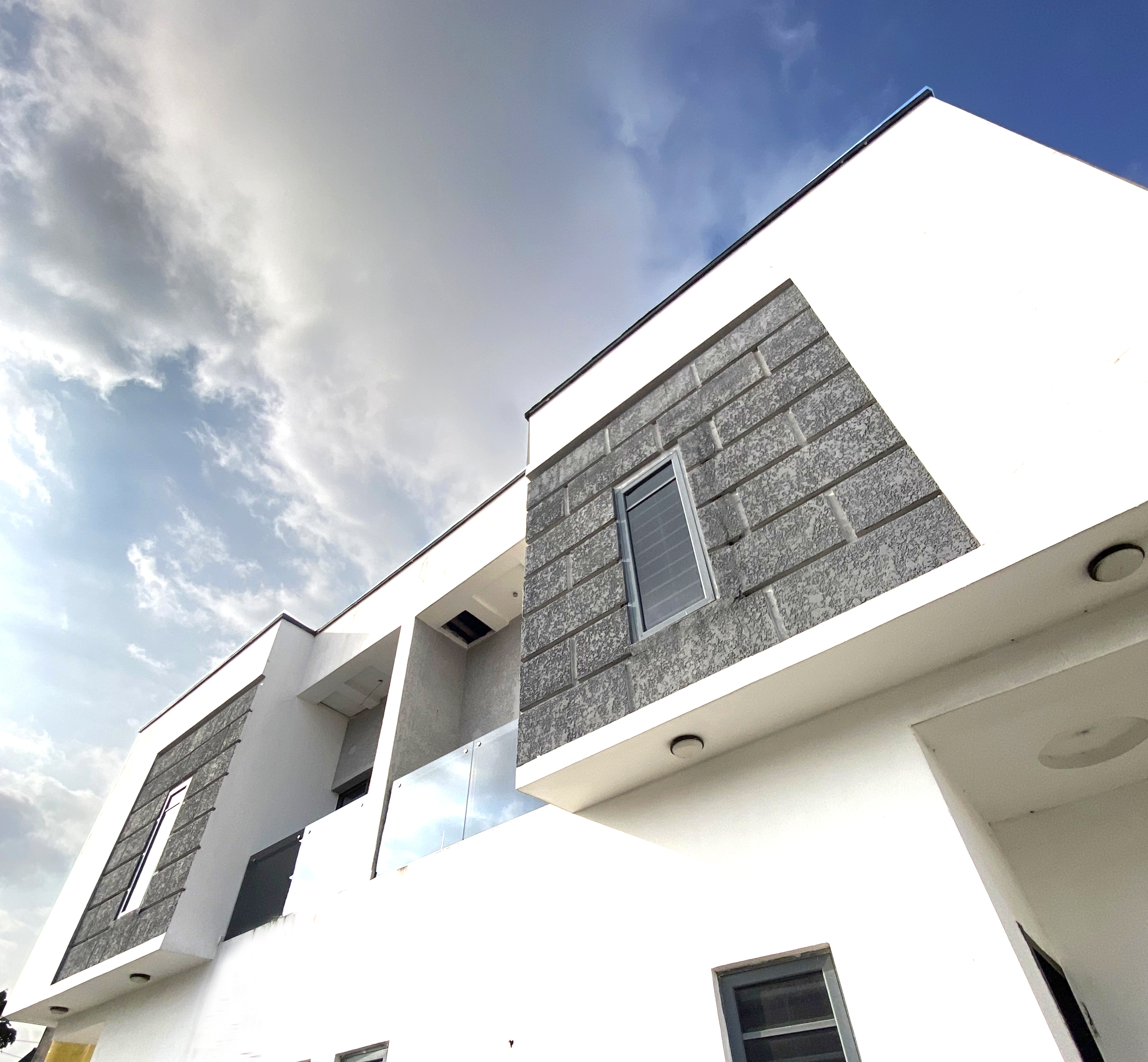 Testimonial House